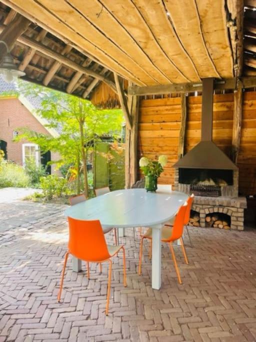 Heerlijke Boerderij Bij Veluwezoom In Het Oude Dieren Bagian luar foto